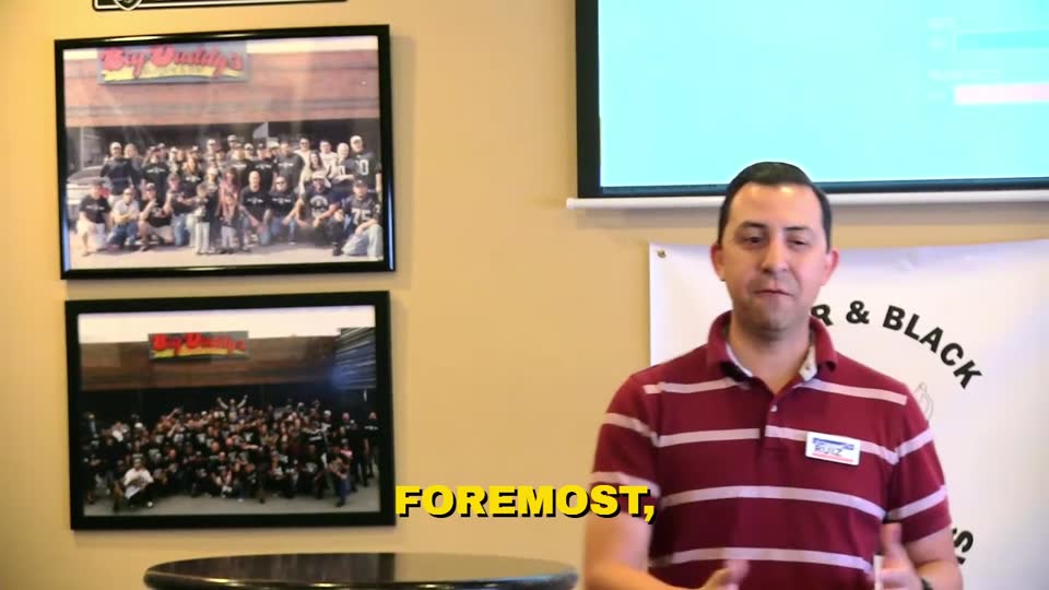 Ruiz speaking to a Republican forum in 2016